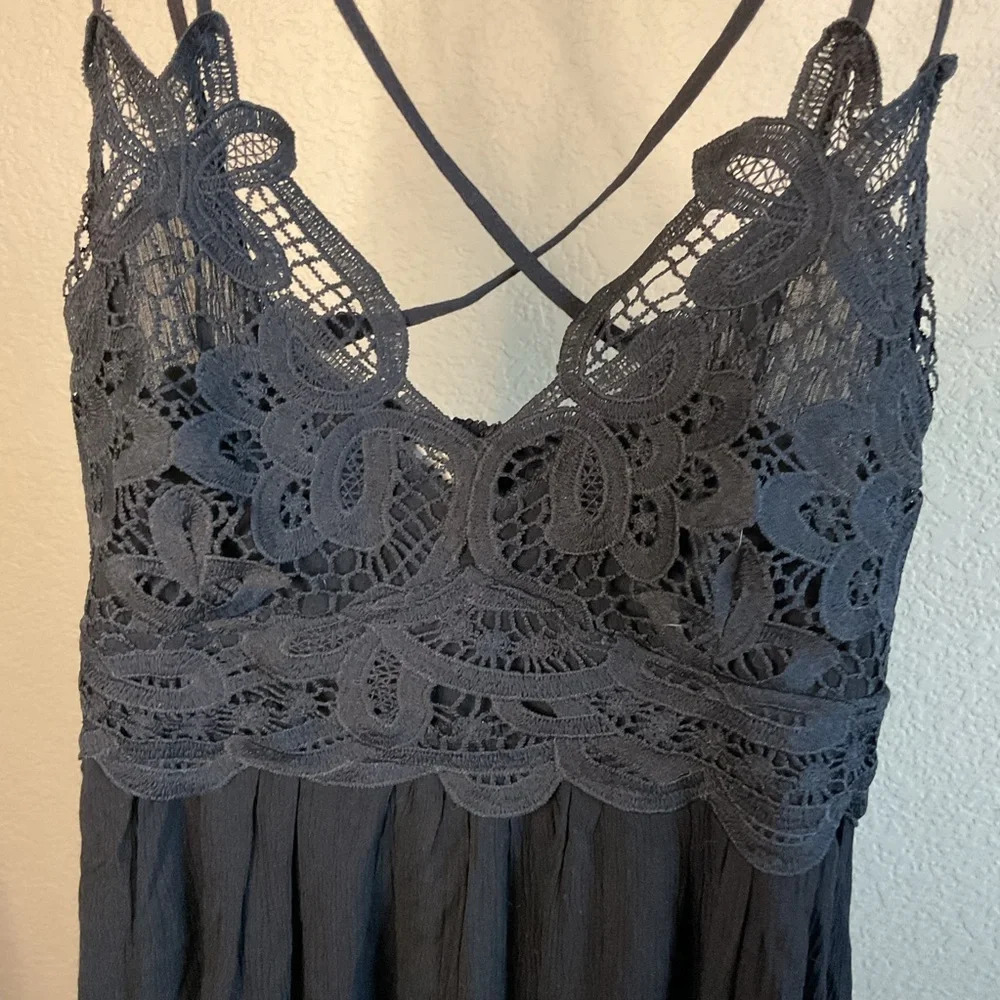 Listicle Womens Knee Length‎ Crochet Tank Dress Sleeveless Size Small- Black - Picture 3 of 5